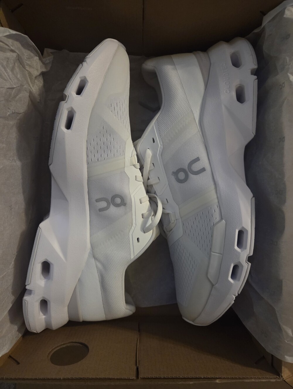 ON Running Sneakers Men Size 13 Cloudpulse